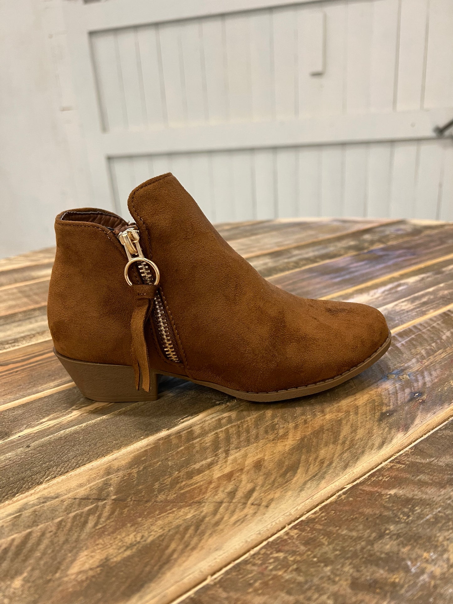 Girl’s Chestnut Zipper Bootie