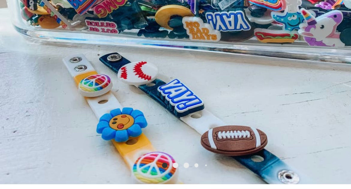 Shoe/bracelet charms