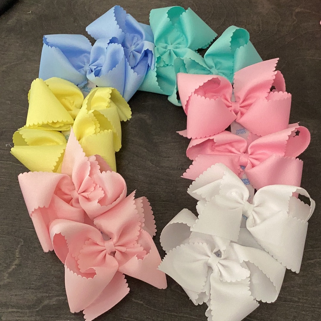 King Scallop Pastel Bow